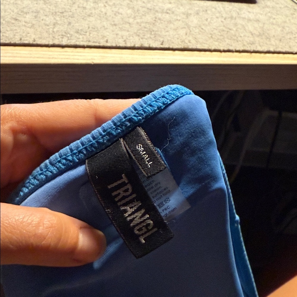 TRIANGL Arles Ribbed Blue Bottom Regular Coverage. S - Picture 6 of 7